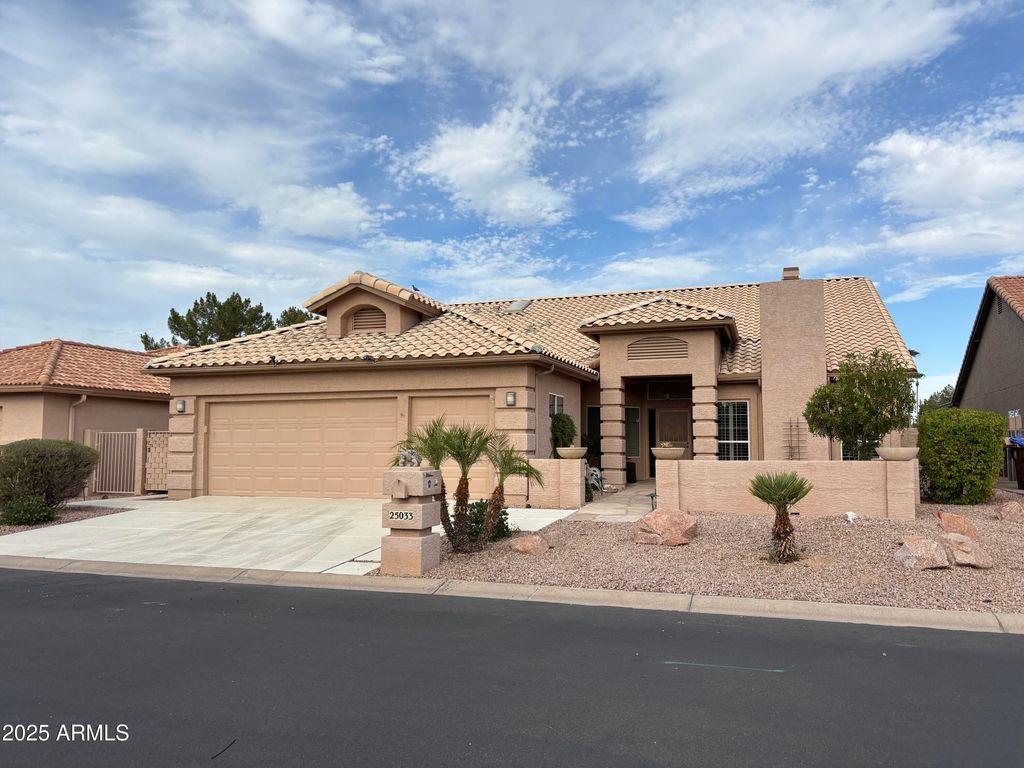 25033 S RIBBONWOOD Drive, Sun Lakes, AZ 85248