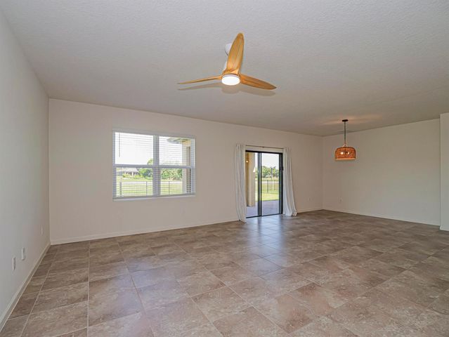 4103 Keeson Circle, Vero Beach, FL 32967