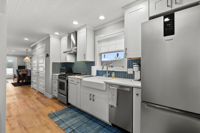 81735 Laguna Beach Park Road, Lawton, MI 49065
