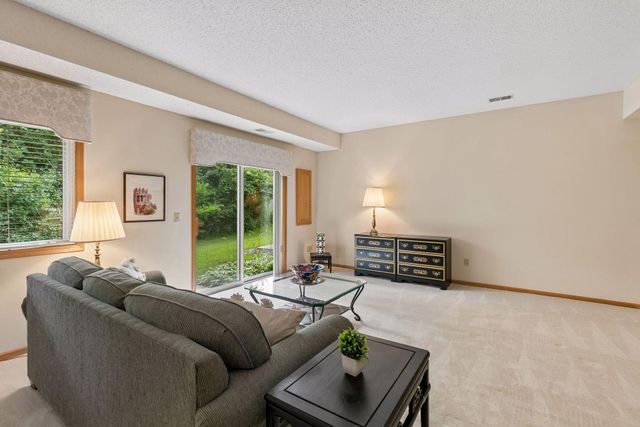 12795 Falcon Drive, Apple Valley, MN 55124