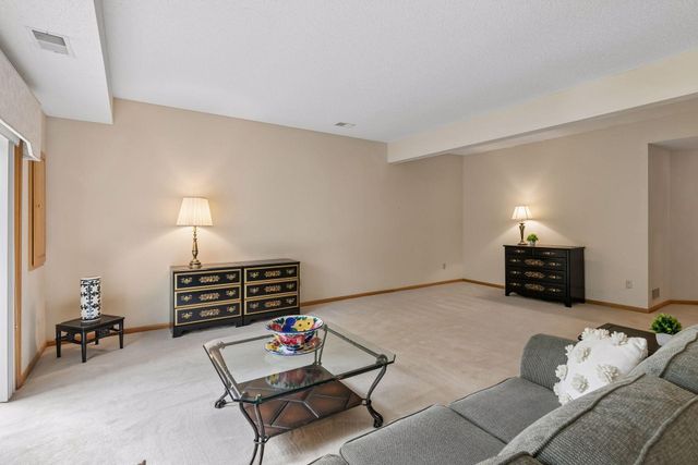 12795 Falcon Drive, Apple Valley, MN 55124