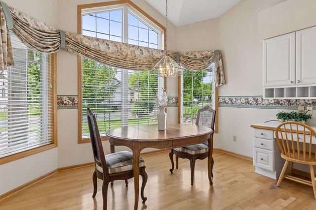 12795 Falcon Drive, Apple Valley, MN 55124