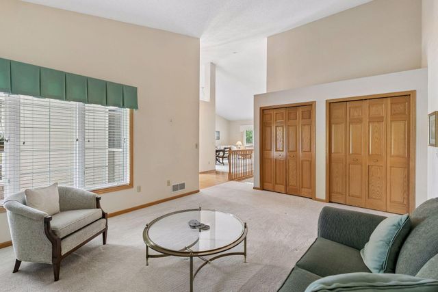 12795 Falcon Drive, Apple Valley, MN 55124