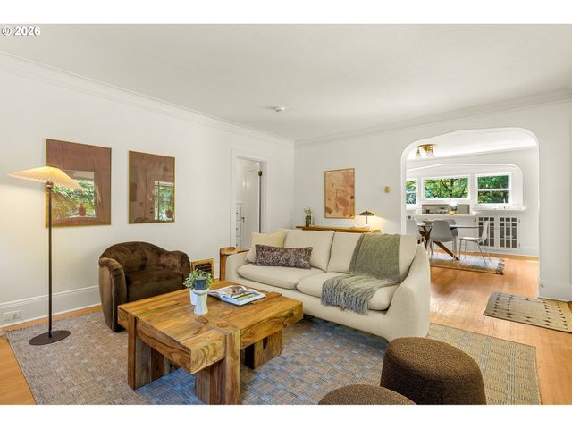 2528 Se 43RD Ave, Portland, OR 97206
