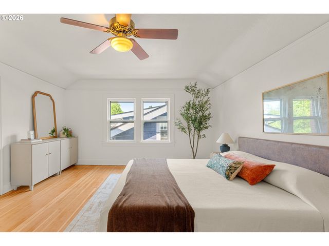 2528 Se 43RD Ave, Portland, OR 97206