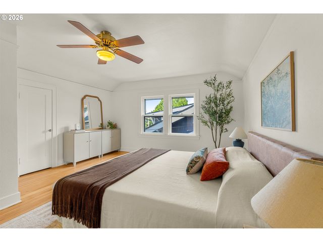 2528 Se 43RD Ave, Portland, OR 97206