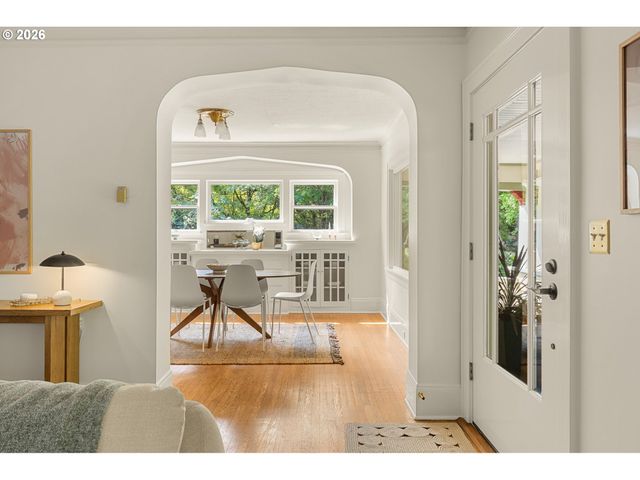 2528 Se 43RD Ave, Portland, OR 97206