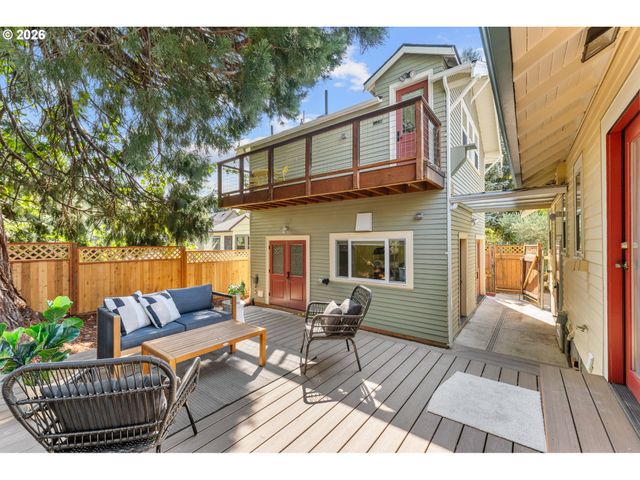 2528 Se 43RD Ave, Portland, OR 97206