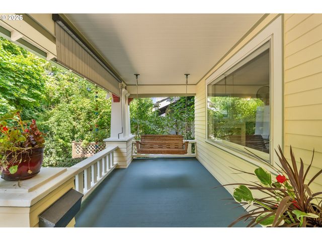 2528 Se 43RD Ave, Portland, OR 97206