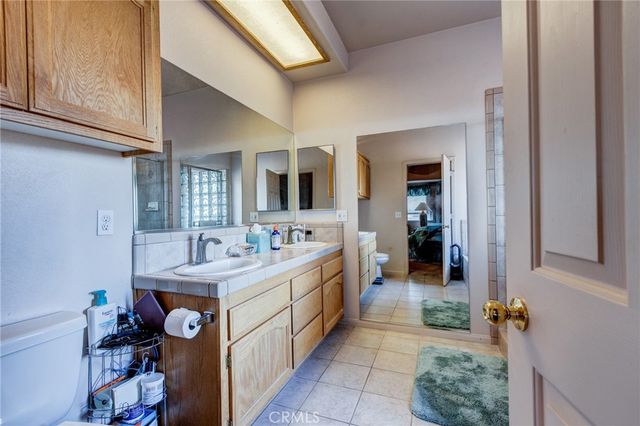 8605 Cantel Court, Oak Hills, CA 92344