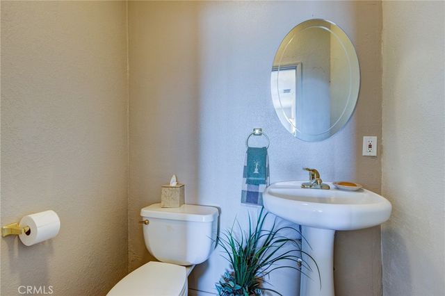 8605 Cantel Court, Oak Hills, CA 92344
