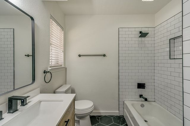 3319 Sheffield Drive, Arlington, TX 76013