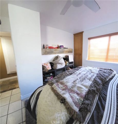 27657 Ironstone Drive 2, Canyon Country, CA 91387