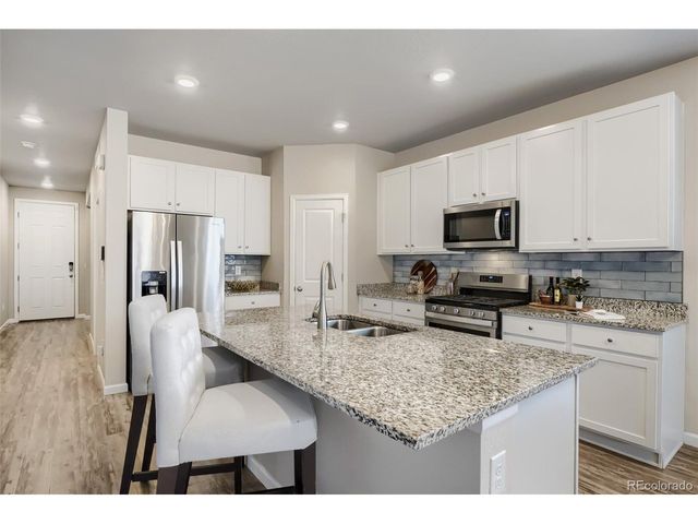 27205 E Bayaud Ave, Aurora, CO 80018