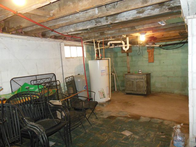 302 Ridge Road, Harrison, MI 48625