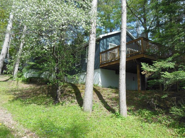 302 Ridge Road, Harrison, MI 48625