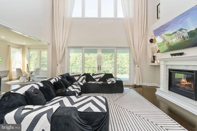 26593 MORGANS CROSSING PL, Centreville, VA 20120