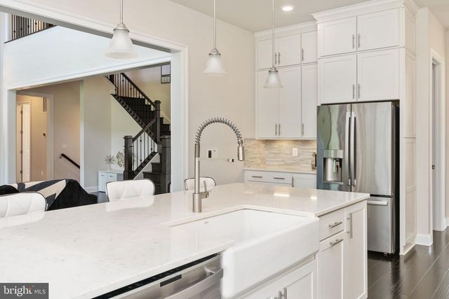 26593 MORGANS CROSSING PL, Centreville, VA 20120