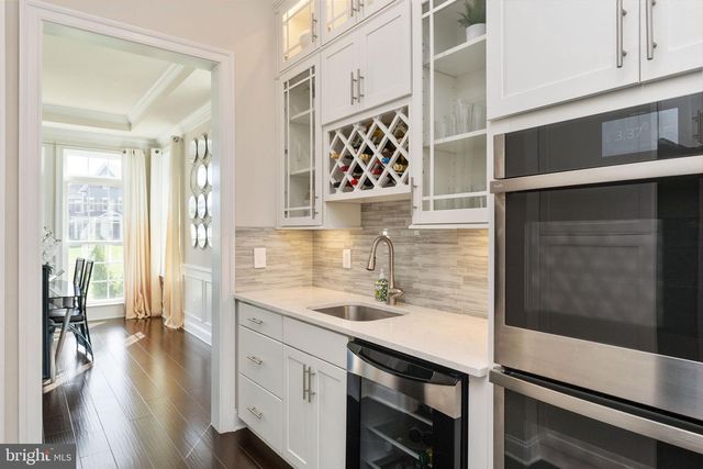 26593 MORGANS CROSSING PL, Centreville, VA 20120