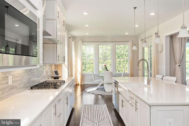 26593 MORGANS CROSSING PL, Centreville, VA 20120