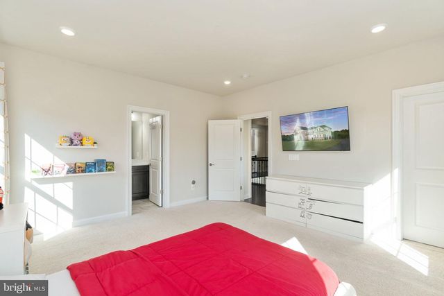 26593 MORGANS CROSSING PL, Centreville, VA 20120