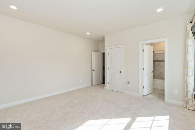 26593 MORGANS CROSSING PL, Centreville, VA 20120