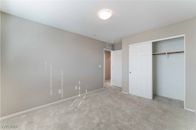 25 Alamere Falls Drive, Las Vegas, NV 89138