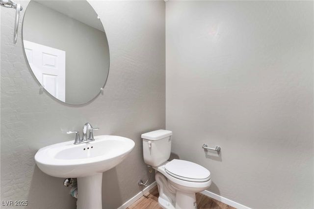 25 Alamere Falls Drive, Las Vegas, NV 89138