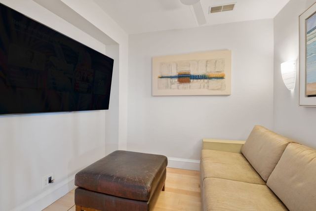 90 Glades Rd 302, Scituate, MA 02066
