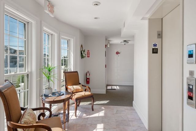 90 Glades Rd 302, Scituate, MA 02066