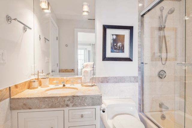 90 Glades Rd 302, Scituate, MA 02066