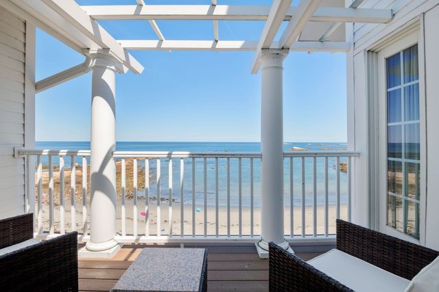90 Glades Rd 302, Scituate, MA 02066