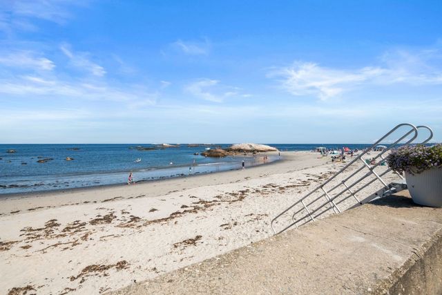 90 Glades Rd 302, Scituate, MA 02066