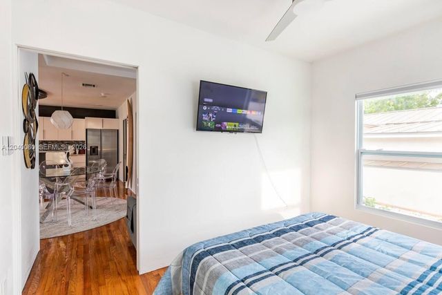 1232 NE 16th Terrace, Fort Lauderdale, FL 33304