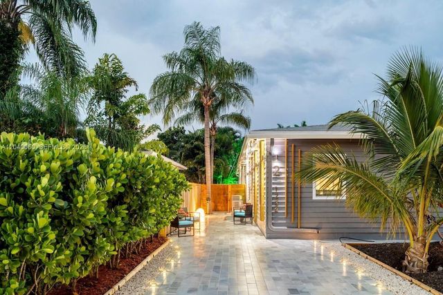 1232 NE 16th Terrace, Fort Lauderdale, FL 33304