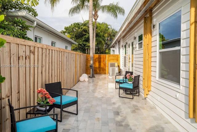 1232 NE 16th Terrace, Fort Lauderdale, FL 33304