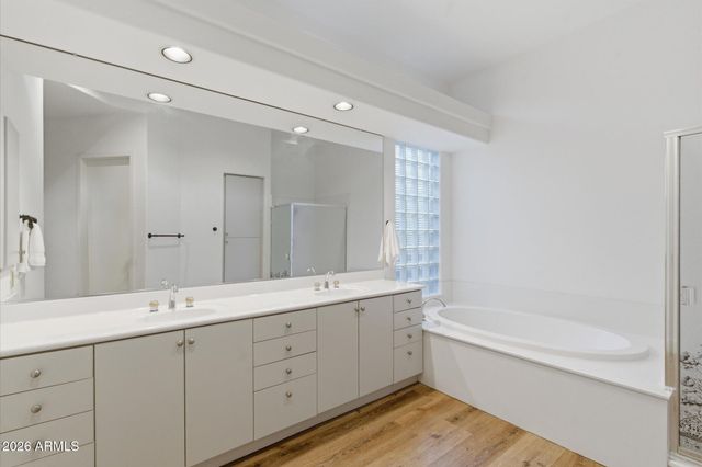 9455 E CAVALRY Drive, Scottsdale, AZ 85262