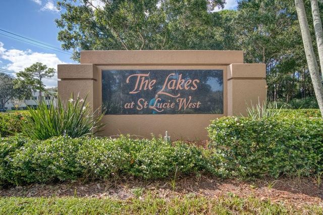 1531 NW Amherst Dr Apt B, Port St Lucie, FL 34986