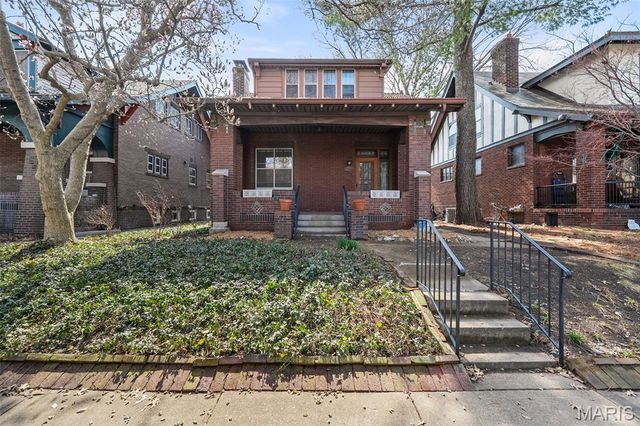 4046 Magnolia Place, St Louis, MO 63110