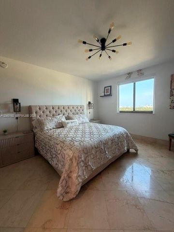 110 N Federal Highway 1118, Fort Lauderdale, FL 33301