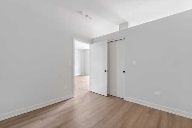 2411 N Lincoln Avenue 403, Chicago, IL 60614