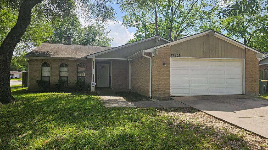 22903 Millgate Drive, Spring, TX 77373