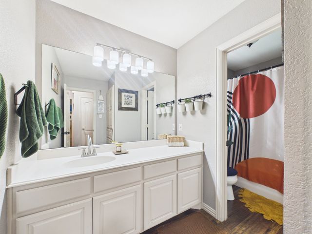 6202 Bentwood Drive, Midlothian, TX 76065