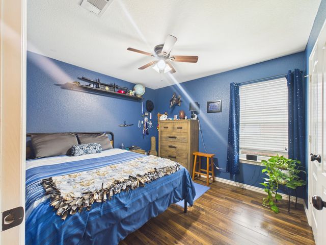 6202 Bentwood Drive, Midlothian, TX 76065