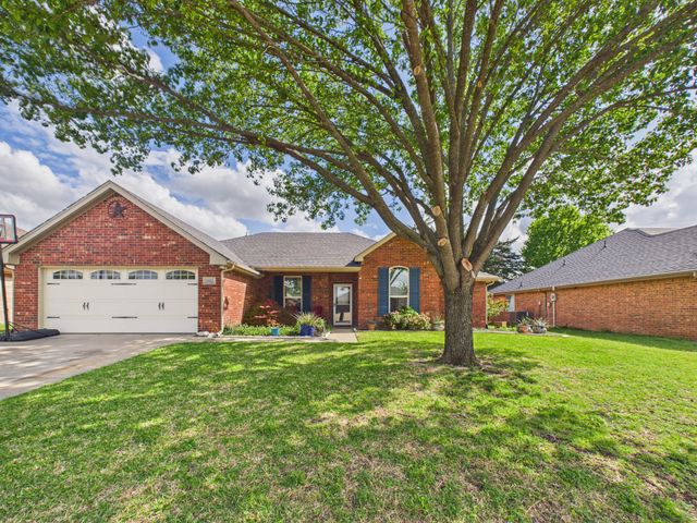 6202 Bentwood Drive, Midlothian, TX 76065