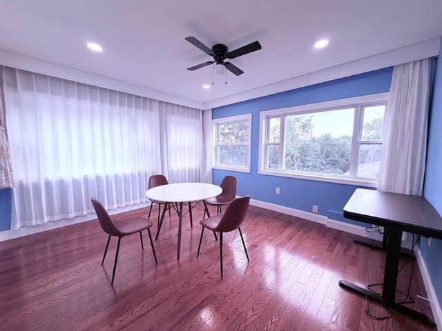 195 Grove Street 201, Cambridge, MA 02138