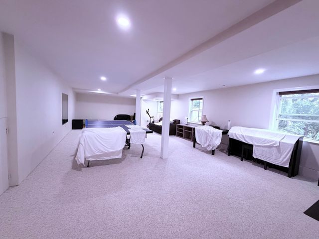 195 Grove Street 201, Cambridge, MA 02138