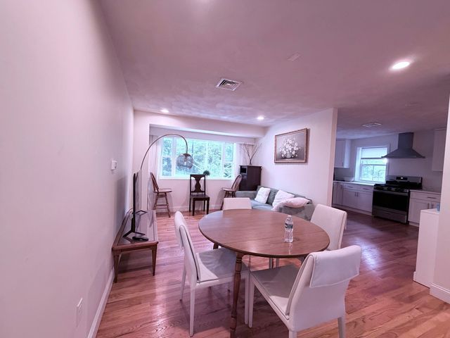 195 Grove Street 201, Cambridge, MA 02138