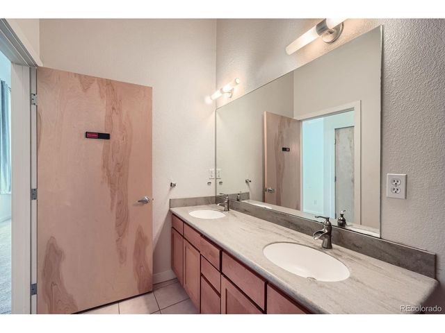 7700 E 29th Ave 404, Denver, CO 80238