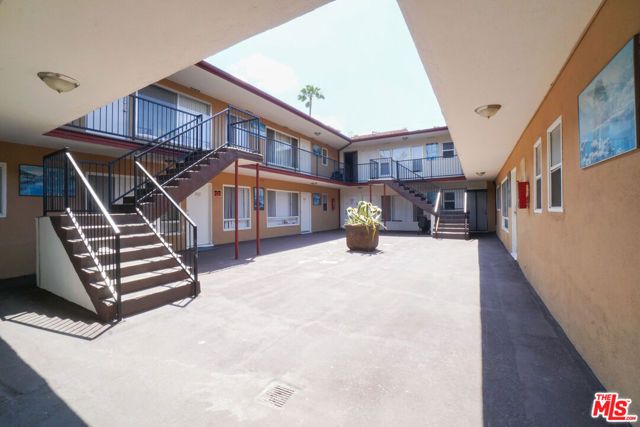 743 S Berendo Street, Los Angeles, CA 90005